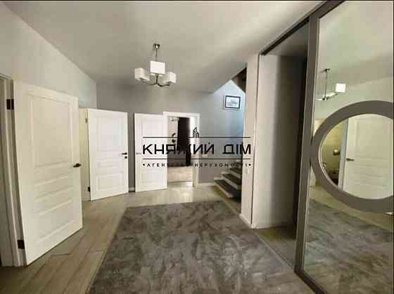 Коттеджный городок на 10 домов с теннисным кортом ,есть дома цены от 162 000 у.е.. № 2210384 Вишневе