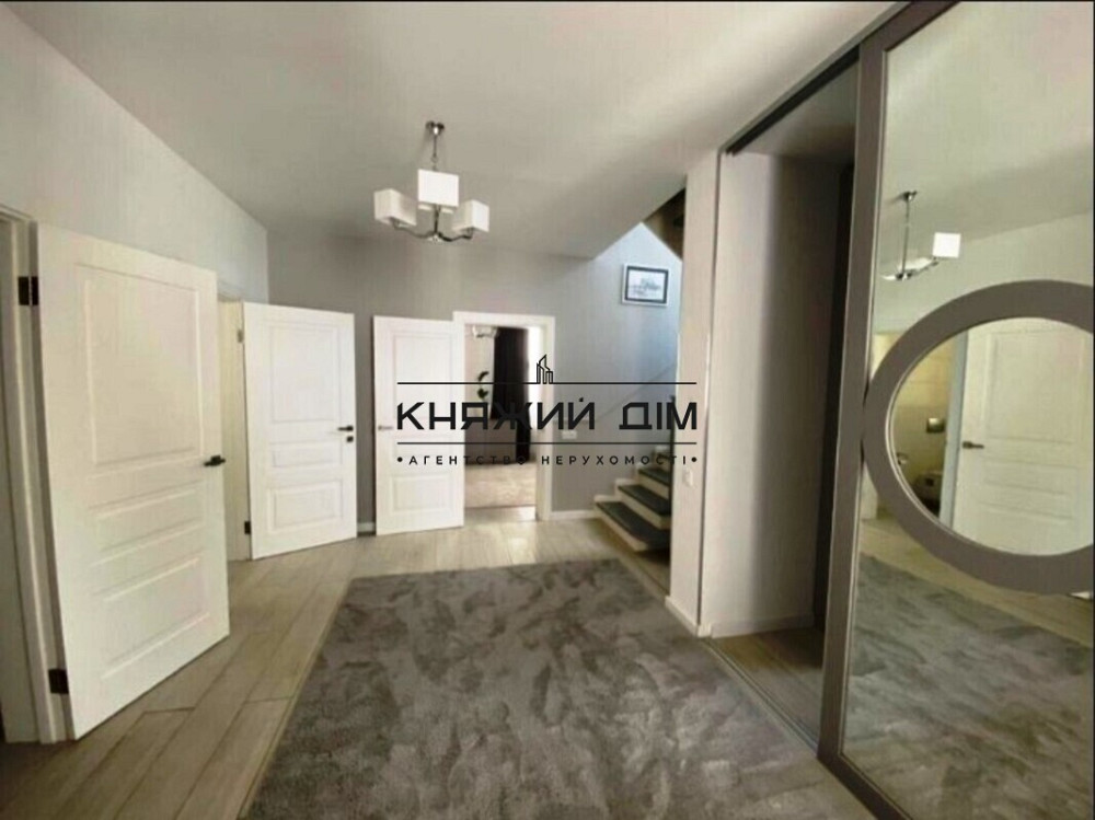 Коттеджный городок на 10 домов с теннисным кортом ,есть дома цены от 162 000 у.е.. № 2210384 Вишневе - фото 1