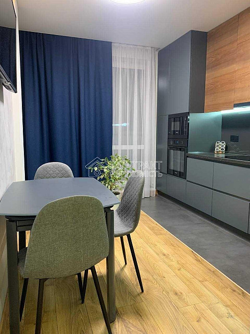 Продаж Квартира 2-кімнатна, 10/18 поверх на вул. Перемоги Харків - фото 1