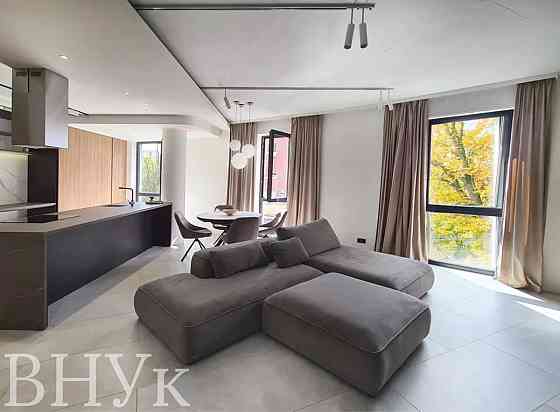 Продаж Квартира 3-кімнатна, 3/4 поверх Ужгород