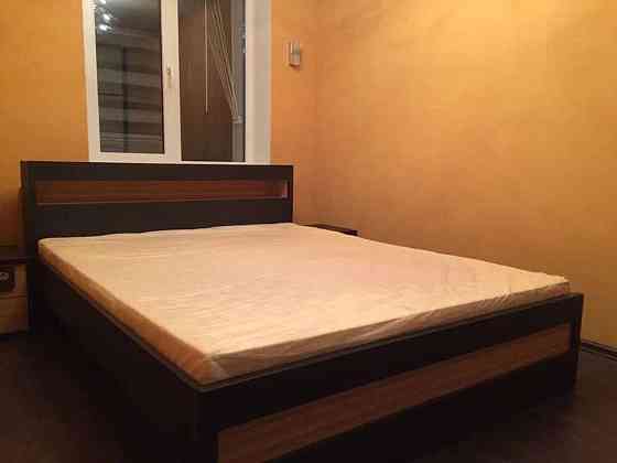 Оренда Квартира 2-кімнатна, 8/9 поверх на Харьковское шоссе, 62 Kiev