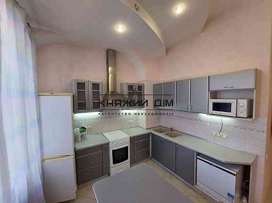 Пропонується до оренди 2 кімнатна квартира - студіо по вул. Антоновича 7Б. Код об'єкта 11201138 Kiev