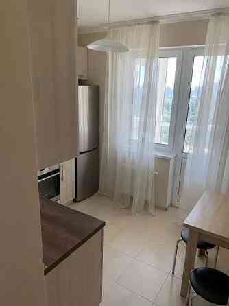 Оренда Квартира 1-кімнатна на ул. Михаила Донца, 2а Київ