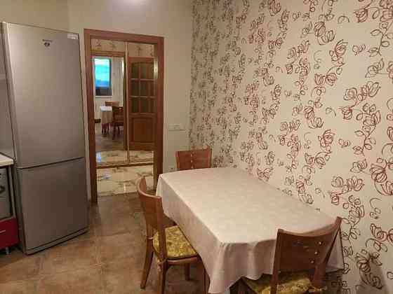 Оренда Квартира 2-кімнатна, 29/36 поверх на ул. Срибнокильская, 1 Kiev