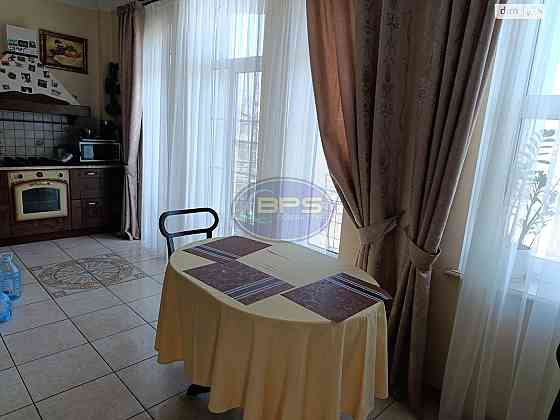 Продаж 2к квартири 83 кв. м Odessa