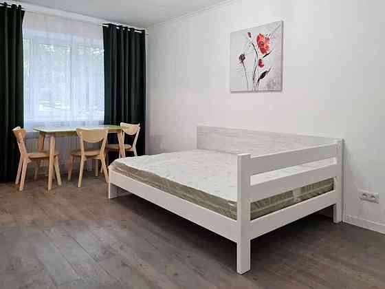 Оренда Квартира, 2/5 поверх на ул. Дегтярёвская Kiev