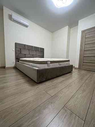 Оренда Квартира 2-кімнатна, 22/22 поверх на Пчелки Елены ул., 3 а Киев