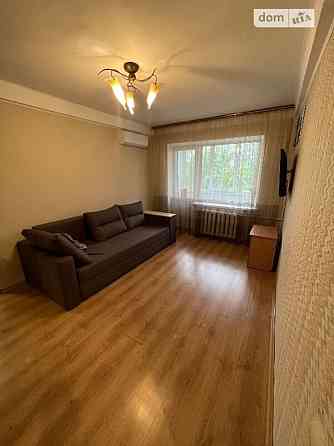 Оренда Квартира 2-кімнатна, 4/5 поверх на пр. Соборности Київ