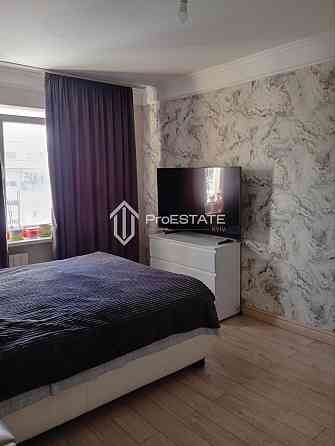 Продаж Квартира 2-кімнатна, 9/9 поверх на вул. Ореста Левицького Київ