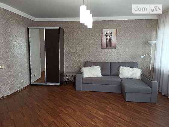 Оренда Квартира 2-кімнатна, 24/26 поверх на ул. Михаила Гришко, 9 Київ