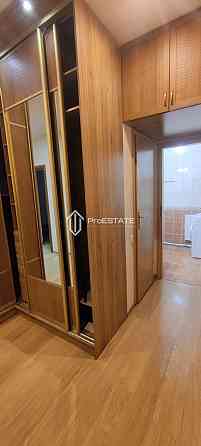 Продаж Квартира 2-кімнатна, 5/5 поверх на вул. Краковская Киев