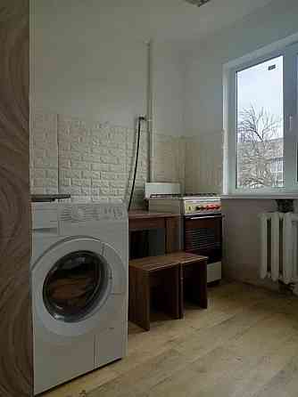 Оренда Квартира 1-кімнатна, 4/5 поверх на Донця, 33 Kiev