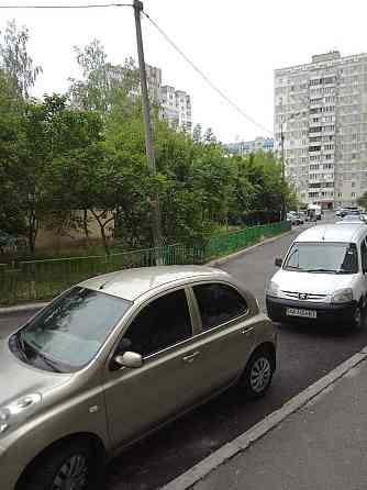 Продаж Квартира 3-кімнатна, 12/13 поверх на Срібнокільська вул., д. 4 Kiev