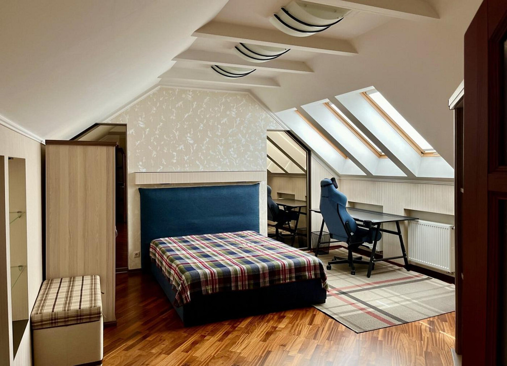 Продаж Квартира 4-кімнатна, 3/4 поверх на вул. Мельника Андрія Львів - фото 8