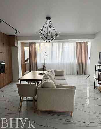 Продаж Квартира 2-кімнатна, 2/10 поверх на вул. Миру Ternopil'