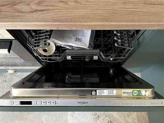 Продаж Квартира 1-кімнатна, 3/25 поверх на Столичне шосе, 3а Kiev