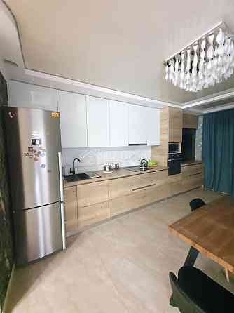 Продаж Квартира 2-кімнатна, 11/13 поверх на вул. Гвардійців Широнінців Харьков