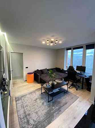 Продаж Квартира 2-кімнатна, 19/25 поверх на Дніпровська набережна, 18А Київ