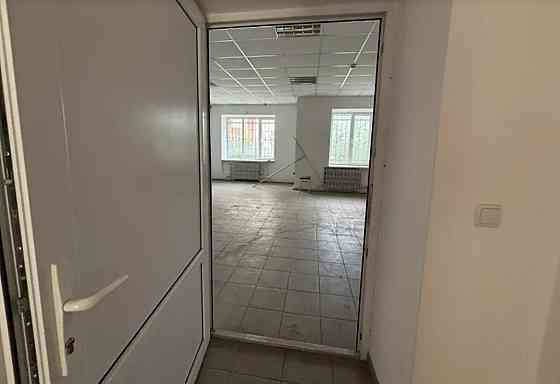Продаж комерційного приміщення на вул. Будного Степана, площа 127 кв.м Тернопіль