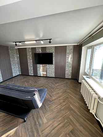 Продаж Квартира 2-кімнатна, 5/5 поверх на Перова вул., д. 15-А Київ