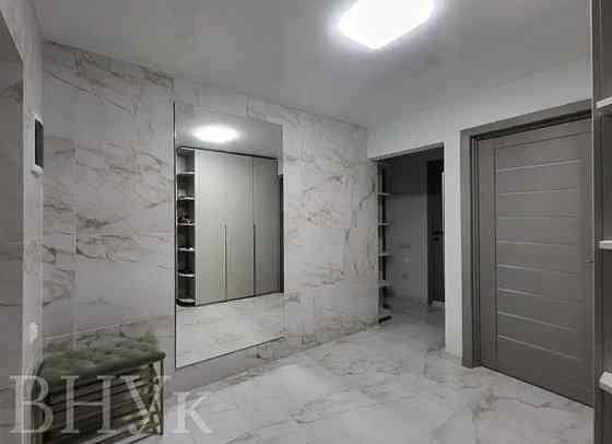 Продаж Квартира 3-кімнатна, 10/10 поверх на вул.Пирогова Вінниця