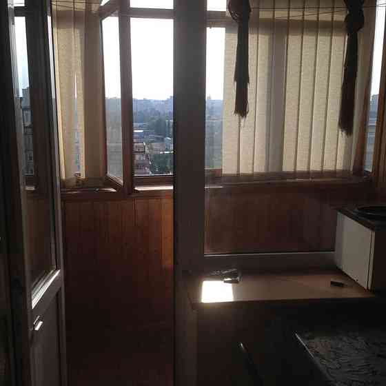 Оренда Квартира 1-кімнатна, 14/16 поверх на Зої Гайдай, 9а Kiev