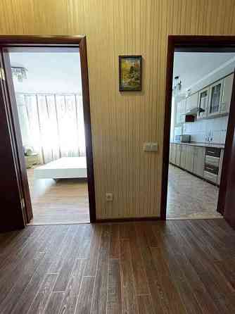 Оренда Квартира 1-кімнатна, 12/20 поверх на Днепровская набережная Киев