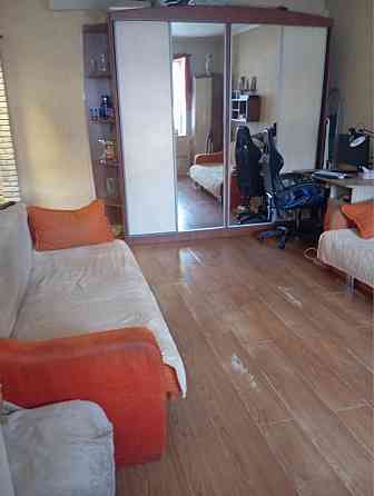 Продаж Квартира 1-кімнатна, 3/4 поверх на Патріарха Мстислава Скрипника вул., д. 1 Киев