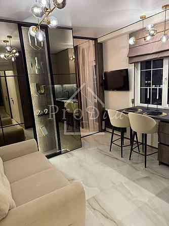 Продаж Квартира 1-кімнатна, 4/21 поверх на Михайла Максимовича вул. (Онуфрія Трутенка), 24в Київ