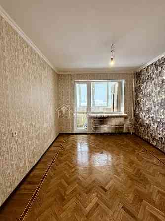 Продаж Квартира 4-кімнатна, 6/16 поверх на вул. Наталії Ужвій Kharkiv