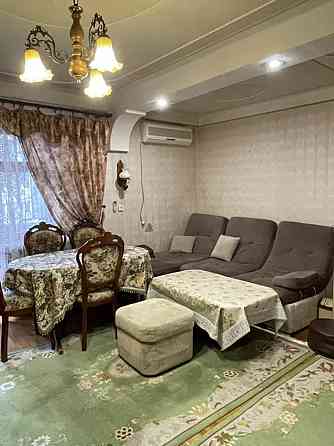 Оренда Квартира 2-кімнатна, 4/9 поверх на Тичини, 5а Киев