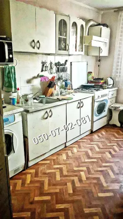 Продаж 3-поверховий Будинок з ділянкою 13.9 сот 1326 кв.м 7+ кімн. на Морська, 73 Одеса