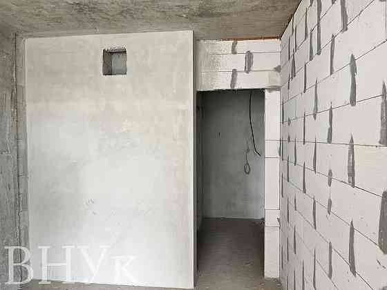 Продаж Квартира 1-кімнатна, 3/10 поверх на вул. Роксоляни Львів