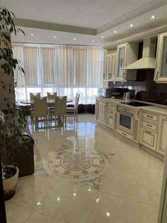 Оренда Квартира 2-кімнатна, 15/22 поверх на Костянтина Данькевича, 10 Kiev