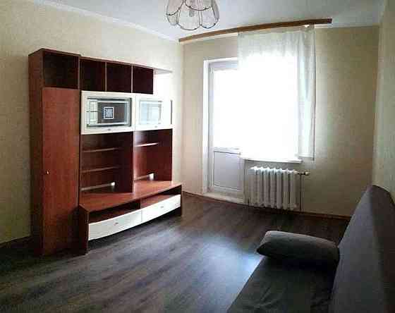 Оренда Квартира 2-кімнатна, 22/22 поверх на ул. Урловская Kiev