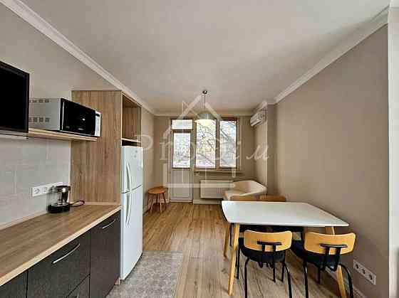 Оренда Квартира 1-кімнатна, 7/9 поверх на Жамбила Жабаєва вул., 22 Kiev