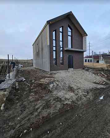 Продаж 2 поверхового будинку з опаленням і ділянкою на 3 сотки, 130 кв. м, Петриків 