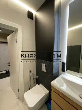 Продаж 1 кім. квартири ЖК Славутич Код об'єкту № 21140918 Київ