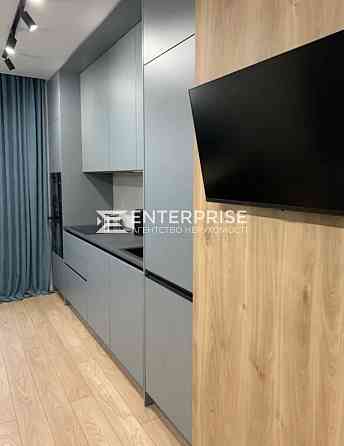 Продаж Квартира 1-кімнатна, 5/9 поверх на вул. Салютная Київ