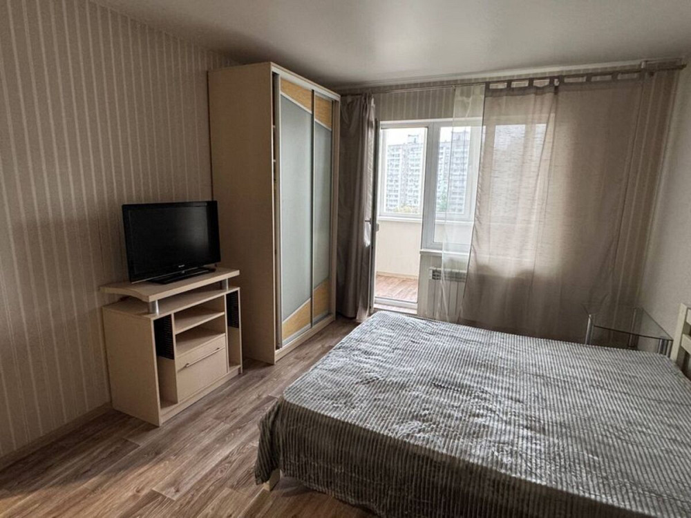 Оренда Квартира 1-кімнатна, 10/16 поверх на вул. Тростянецька, 7В Киев - изображение 2