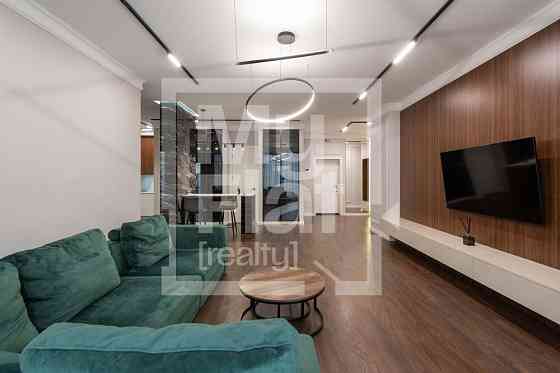 Оренда Квартира 4-кімнатна, 16/27 поверх на вул. Болсунівська Kiev