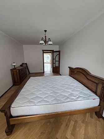 Продаж Квартира 2-кімнатна, 4/10 поверх на вул. Хмельницького Б. Івано-Франківськ