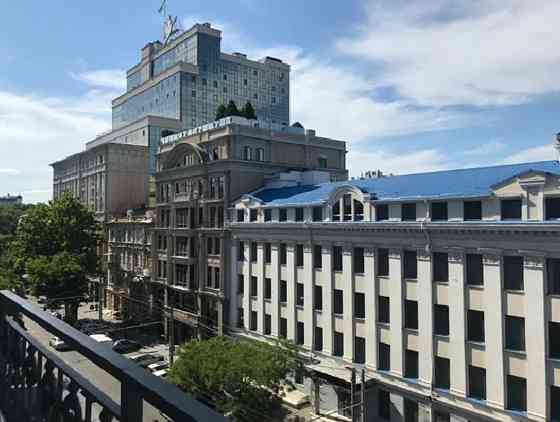 Оренда Квартира 3-кімнатна, 6/10 поверх на Осипова ул., 40 Одеса