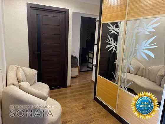 Продаж Квартира 3-кімнатна, 8/9 поверх на вул. Припортова, 14 Черкаси