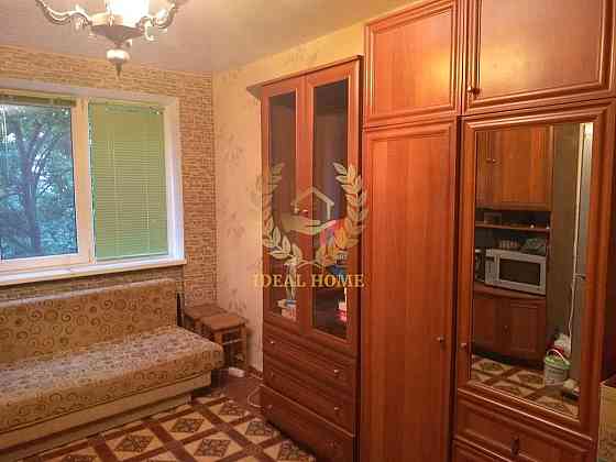 Продаж кімнати пр.Науки м.Деміївська 15 хв. транспортом Київ