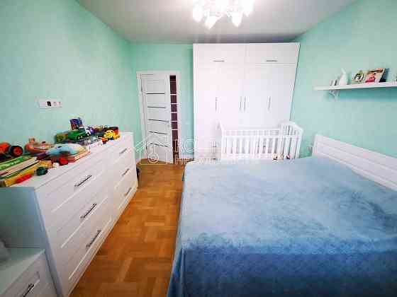 Продаж Квартира 3-кімнатна, 9/9 поверх на вул. Кричевського Харків