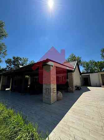 Продаж приміщення вільного призначення поверх - 1/2 Uzhhorod