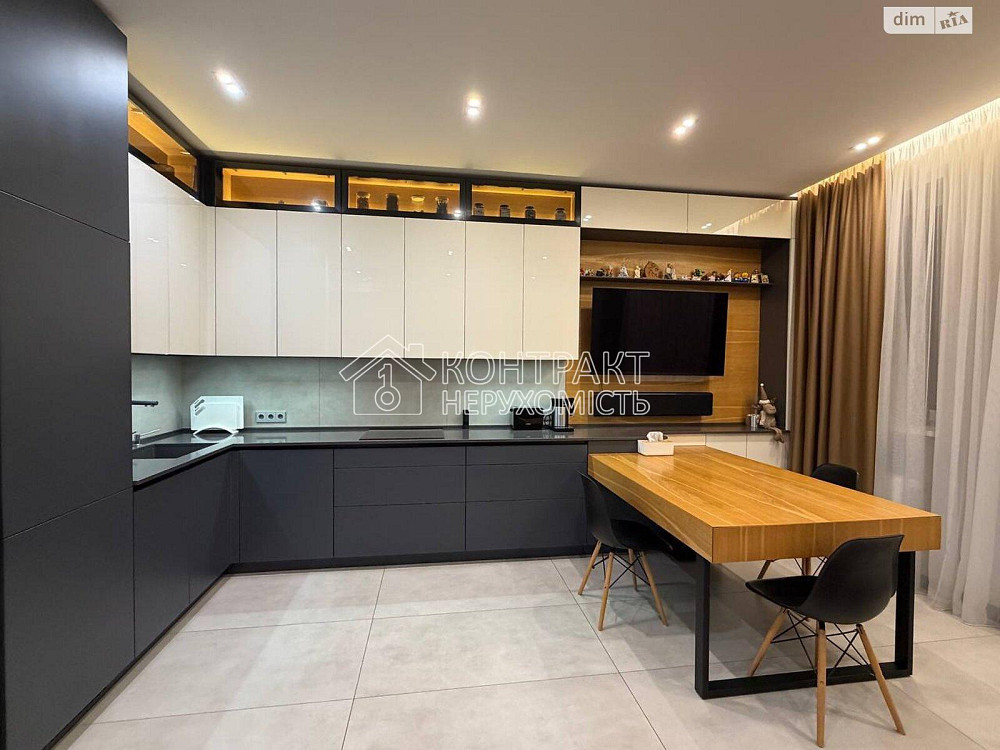 Продаж Квартира 3-кімнатна, 12/17 поверх на вул. Мінська Харьков - изображение 1