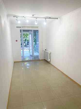 Продаж комерційне приміщення на просп. Академика Глушко, 16 приміщень - 3, поверх - 1 Одеса