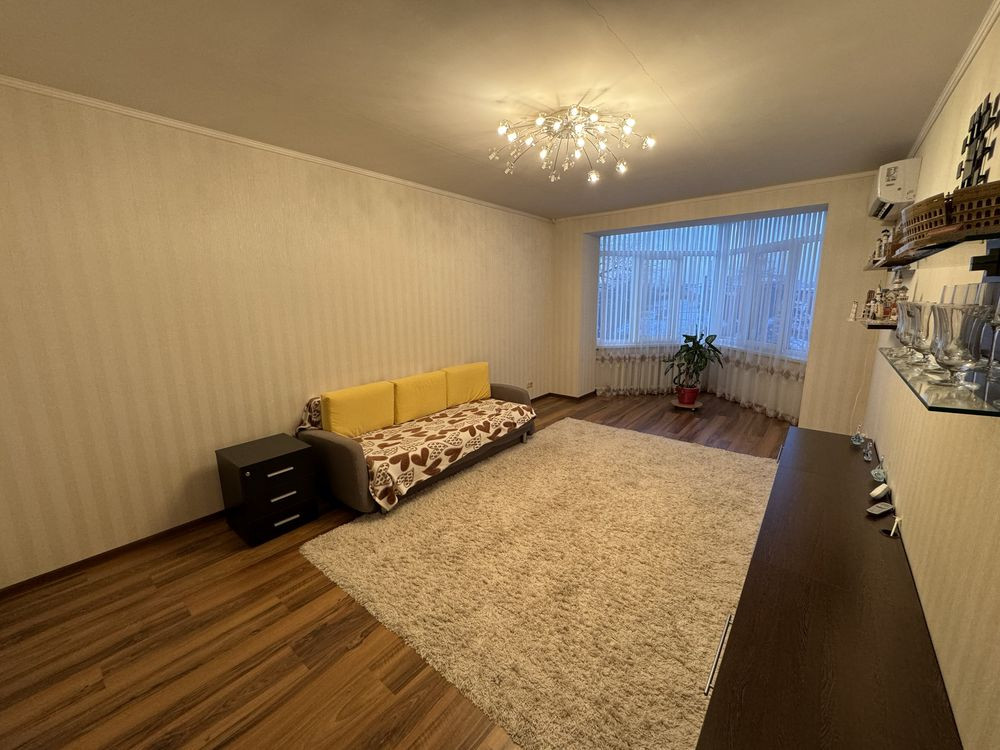 Продаж Квартира 3-кімнатна, 2/10 поверх на Хмельницька вул., д. 10 Kiev - photo 2